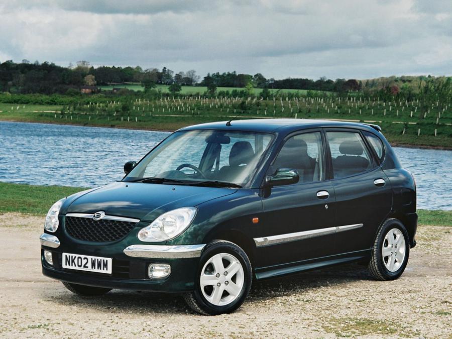 Daihatsu Sirion (UK) '2001